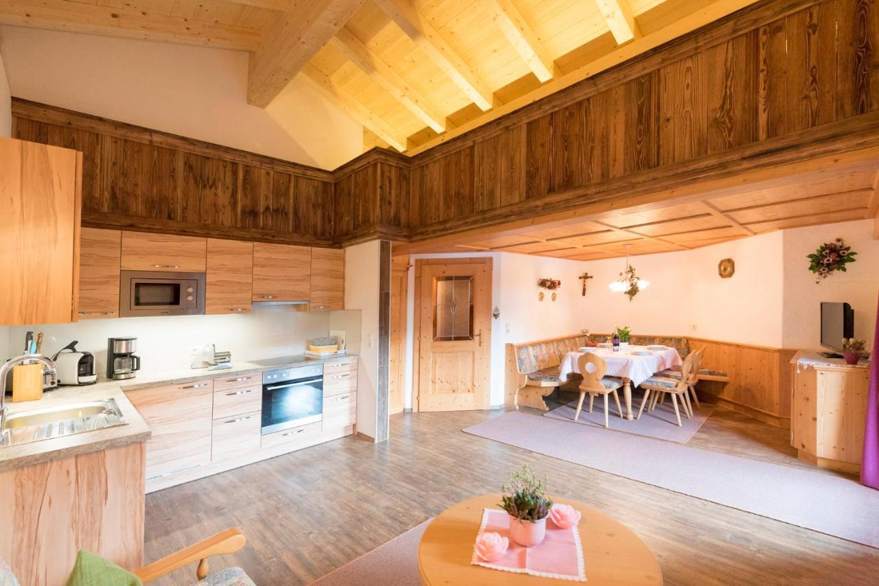 Haus Dorferstuck Apartamento Alpbach Exterior foto